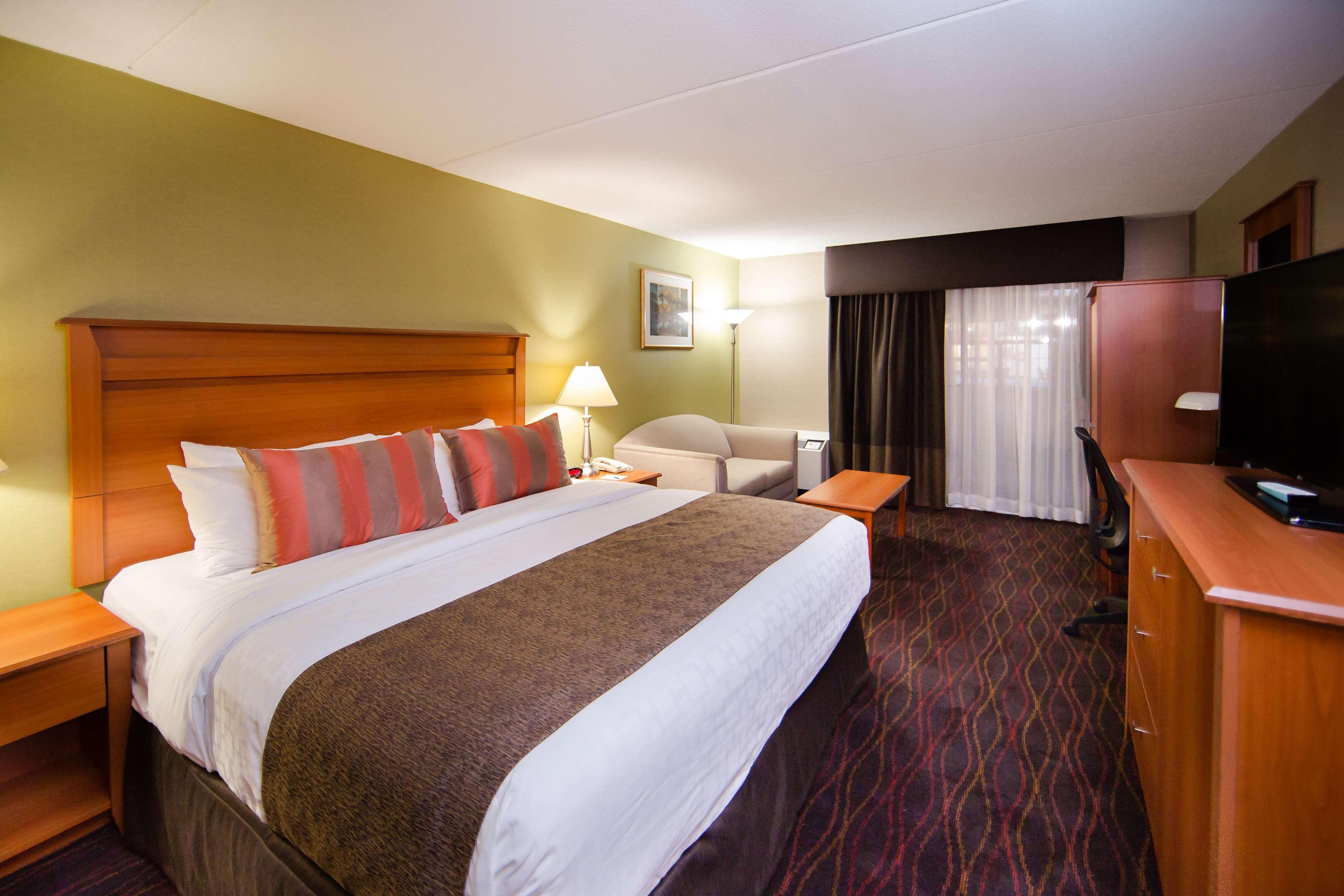 Best Western Plus Ottawa Kanata Hotel And Conference Centre Exterior foto