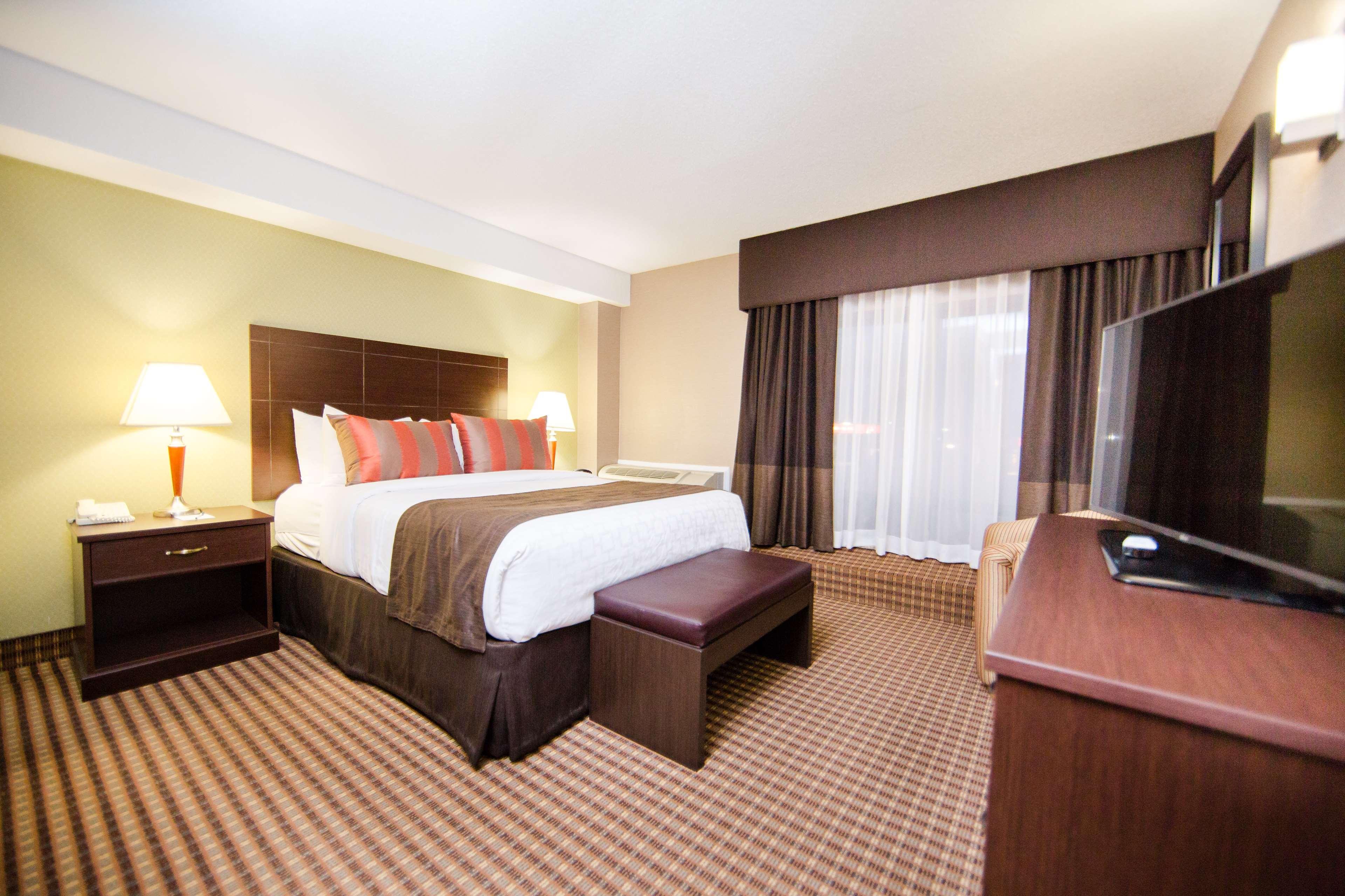 Best Western Plus Ottawa Kanata Hotel And Conference Centre Exterior foto