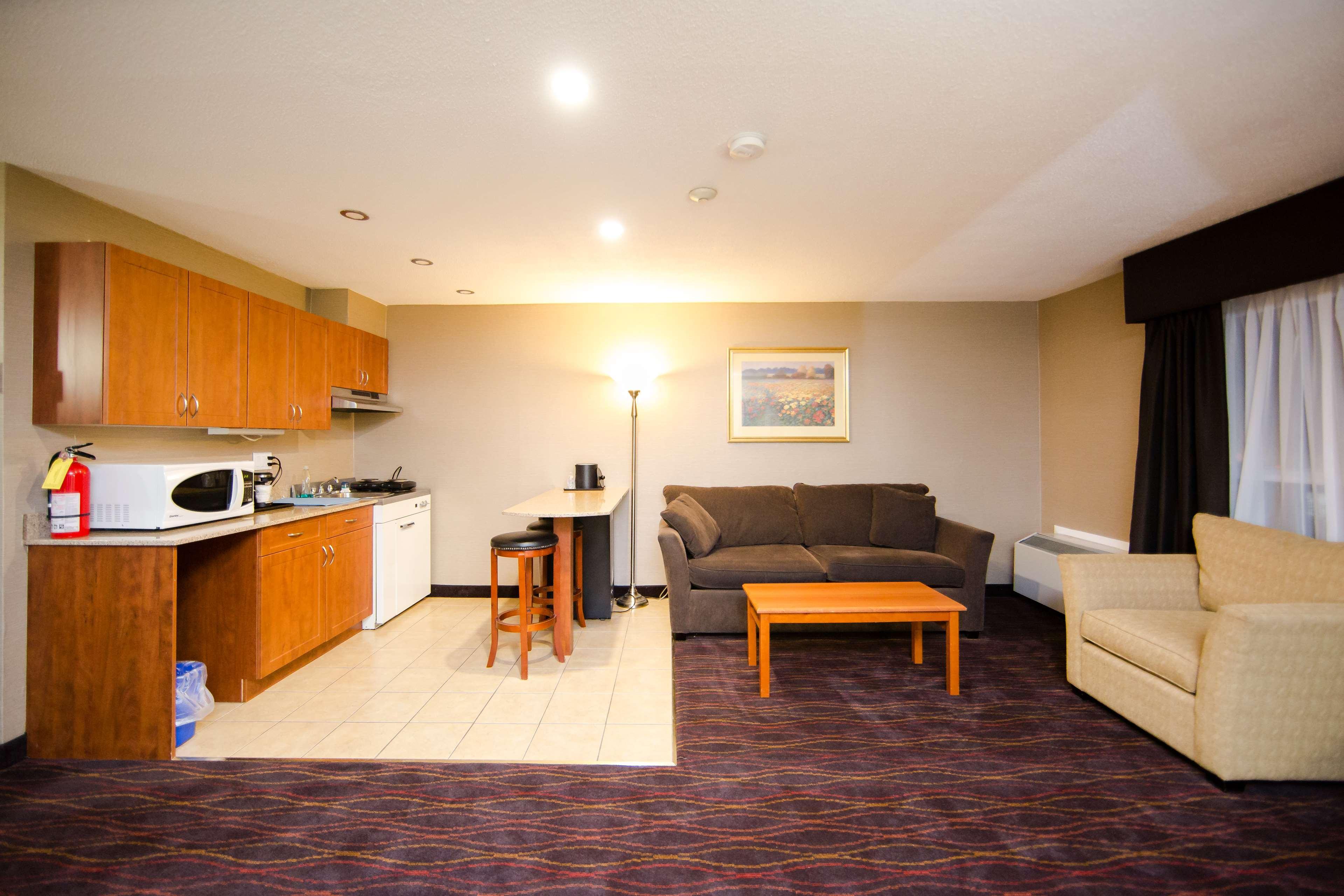 Best Western Plus Ottawa Kanata Hotel And Conference Centre Exterior foto